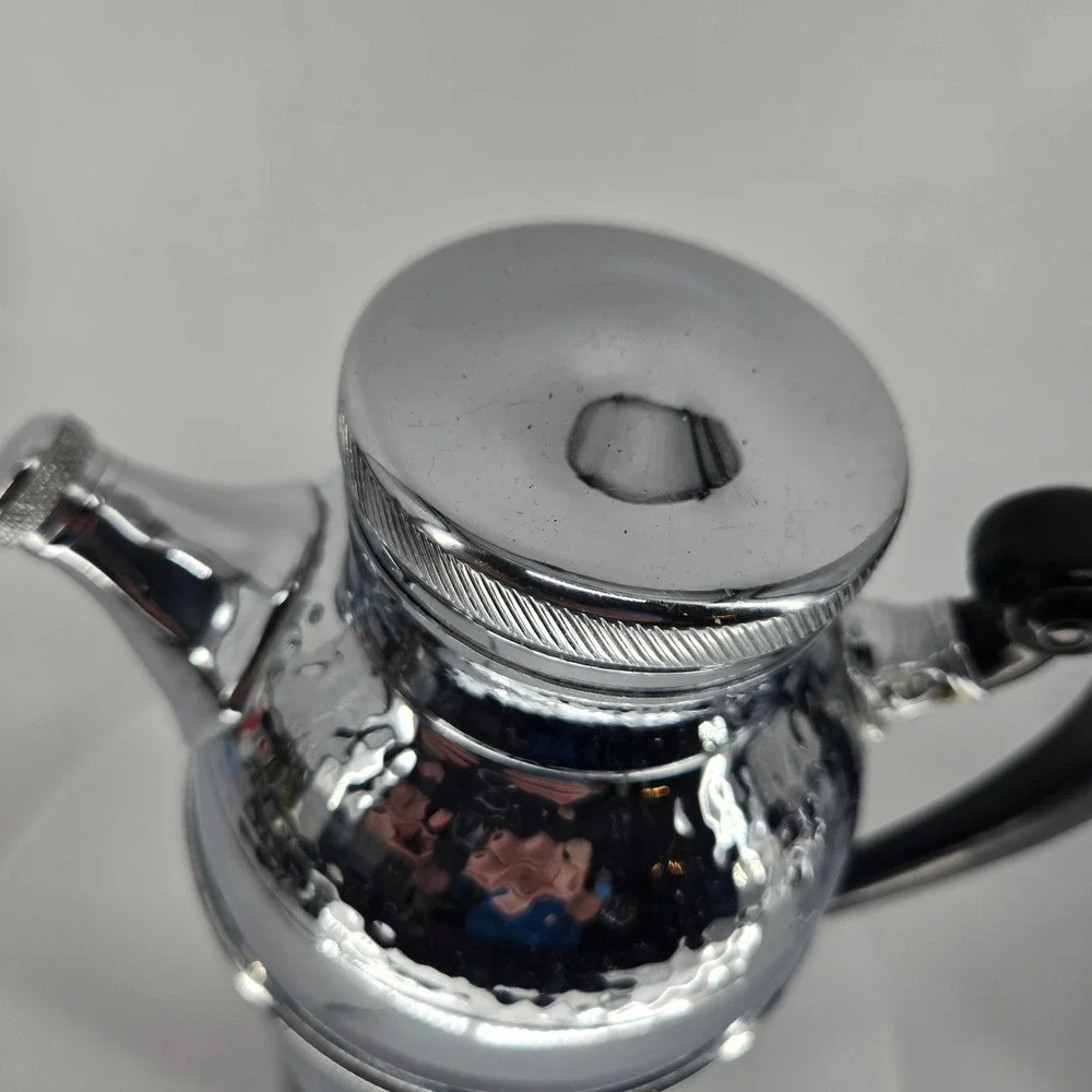 Vintage Farber Bros Krome Kraft Cocktail Shaker Hammered‎ Chrome Bakelite Handle